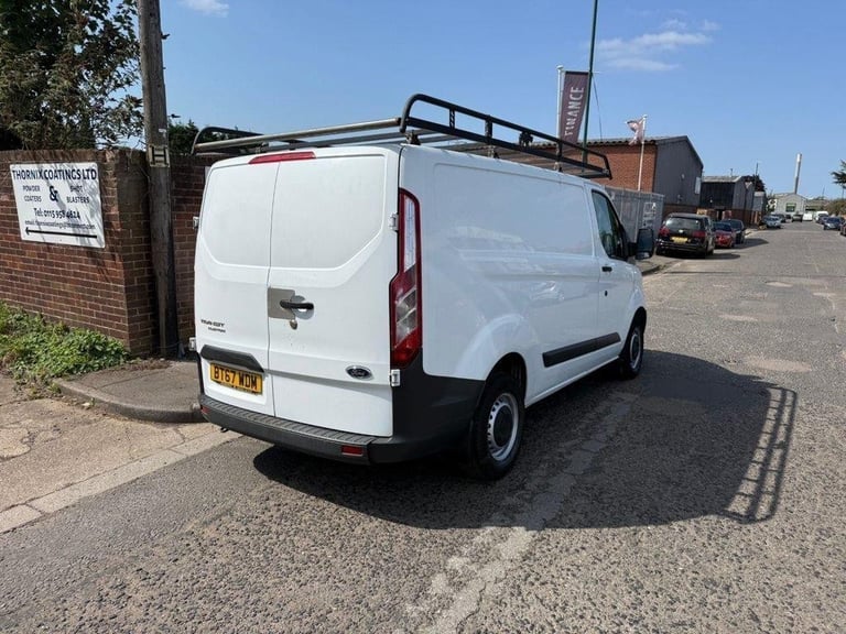 2018 67 FORD TRANSIT CUSTOM 2.0 TDCI 290 PANEL VAN 5DR DIESEL MANUAL L1 H1 (157