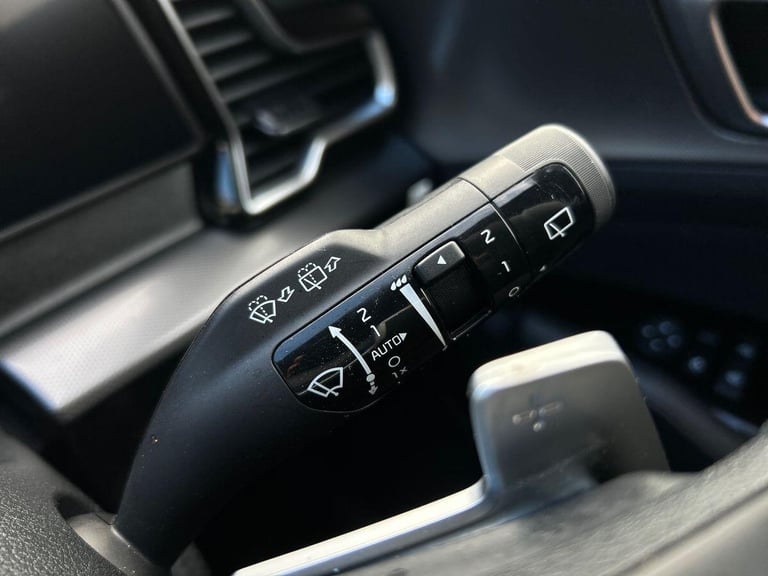 2025 Kia Sportage 1.6 h T-GDi GT-Line SUV 5dr Petrol Hybrid Auto Euro 6 (s/s) (207 bhp) SUV PETRO...