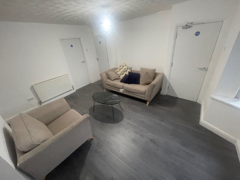 DSS ROOMS TO LET BIRMINGHAM GREAT BARR