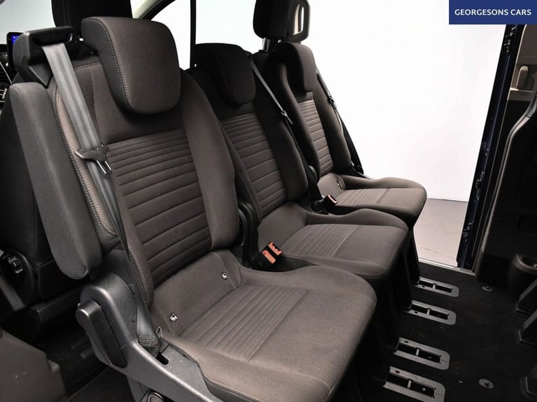 2022 Ford Tourneo Custom 2.0 320 EcoBlue Titanium Minibus Double Cab 5dr Diesel Auto L2 Euro 6 (s...
