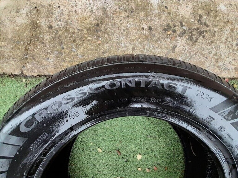 Set of 5 Continental Cross Contact RX M+S 255 65 19 Tyres with 8mm Tread in West London Area