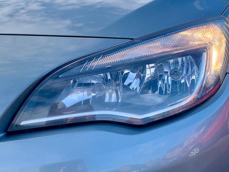 2016 Vauxhall Astra 1.6i SRi Euro 6 5dr HATCHBACK Petrol Manual