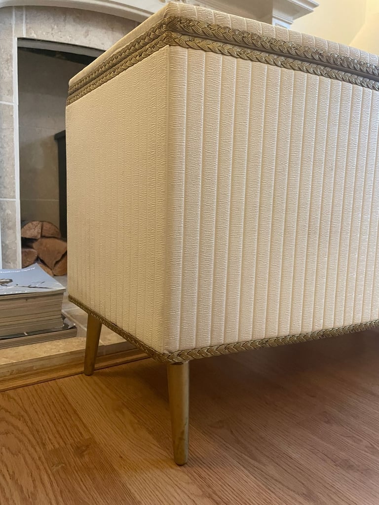 Fantastic original 1970s Ottoman in Cream and Gold - delivery is possible