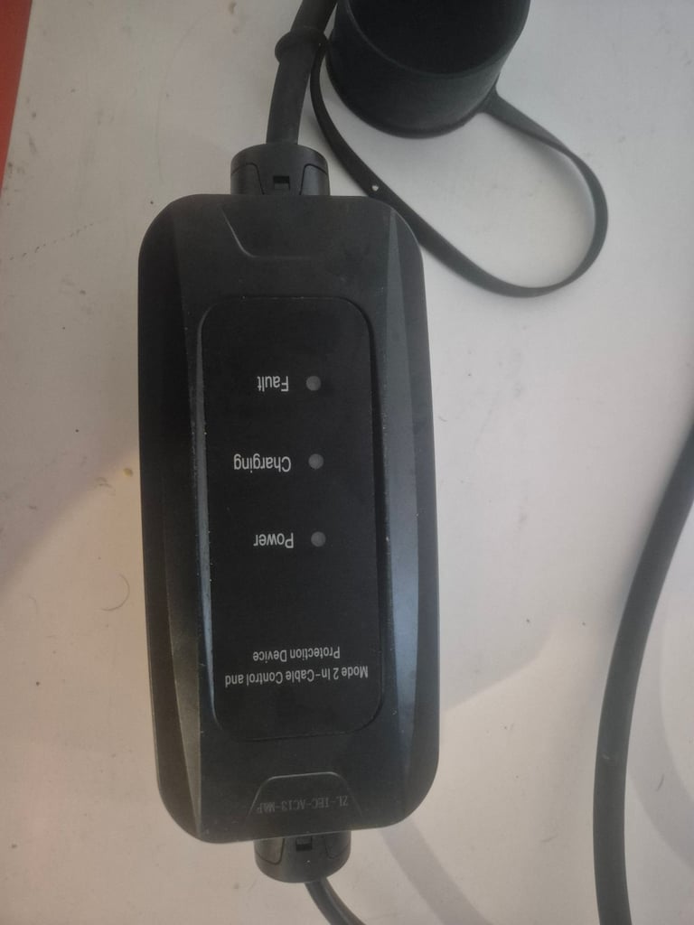 Ev 3pin plug in charger