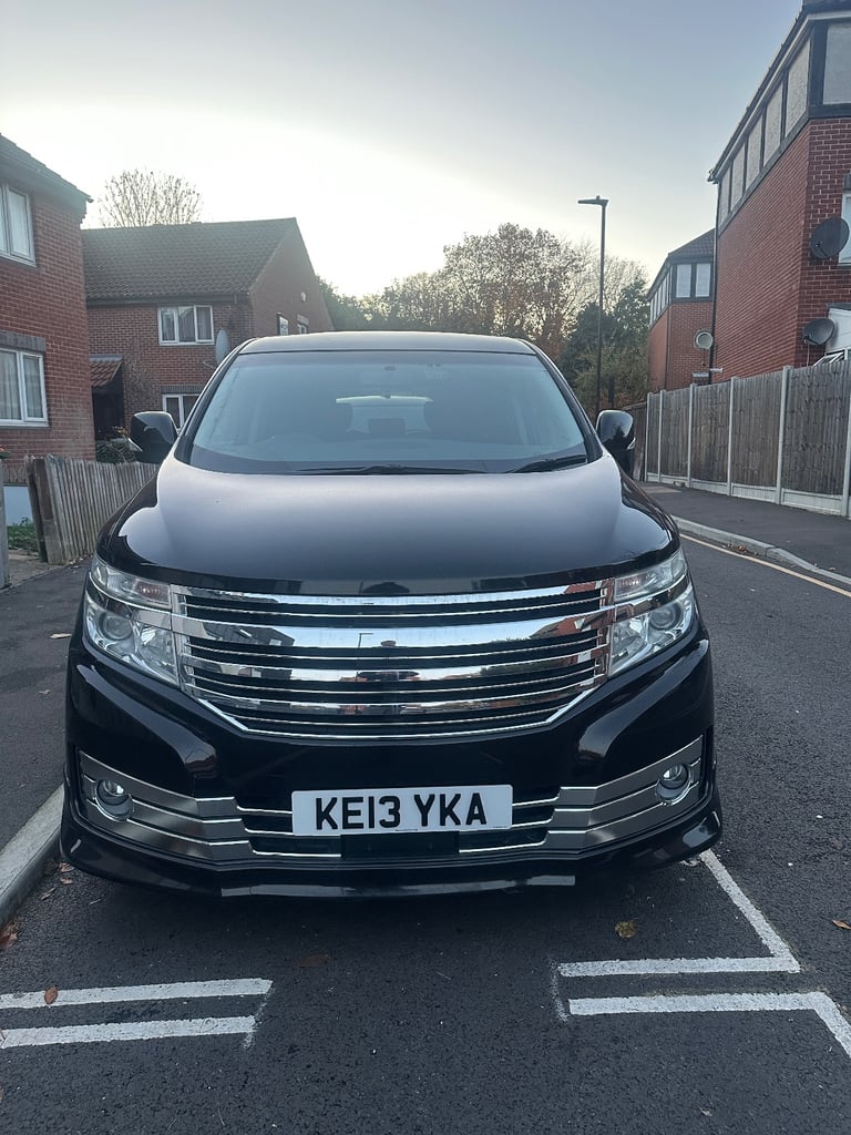 Nissan elgrand for sale