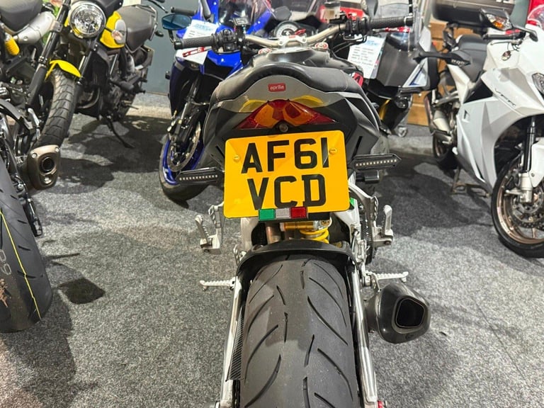 2011 Aprilia Tuono V4 R APRC