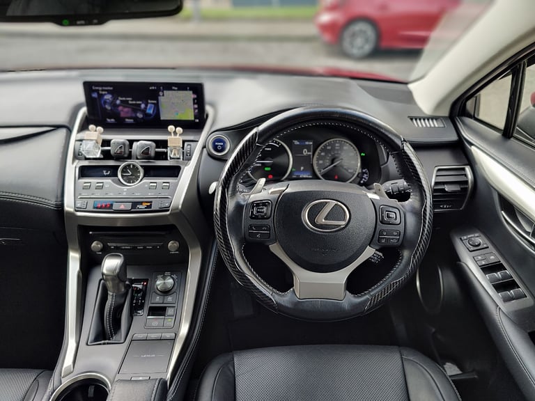 Lexus NX 2018