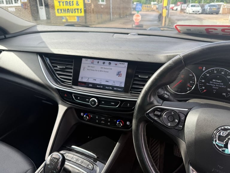 2017 Vauxhall Insignia 2.0 Turbo D Elite Nav 5dr HATCHBACK DIESEL Manual