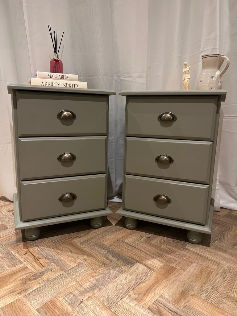 Solid Wood Bedside Tables 