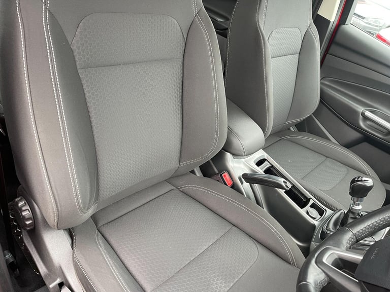 2018 Ford Kuga 2.0 TDCi EcoBlue Zetec AWD Euro 6 (s/s) 5dr HATCHBACK Diesel Manual