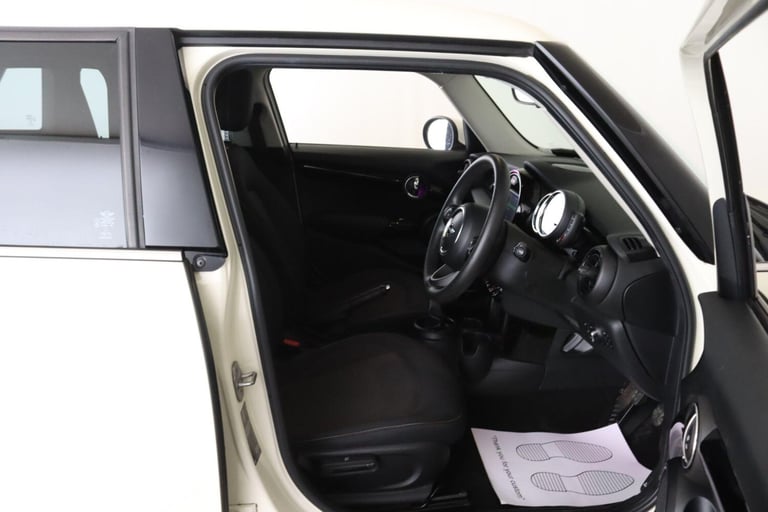 2020 MINI Hatch 1.5 One Classic Euro 6 (s/s) 5dr HATCHBACK Petrol Manual