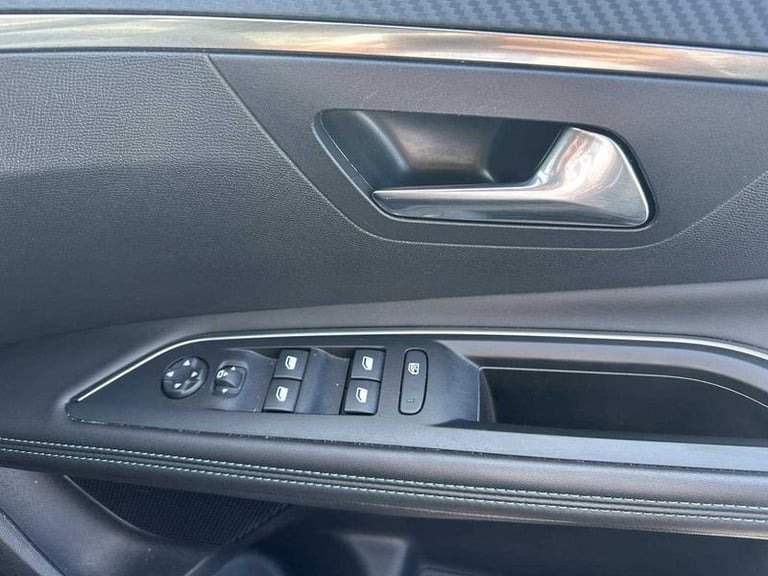 2024 Peugeot 3008 1.6 Hybrid 225 Allure 5dr e-EAT8 Automatic SUV Hybrid Automatic