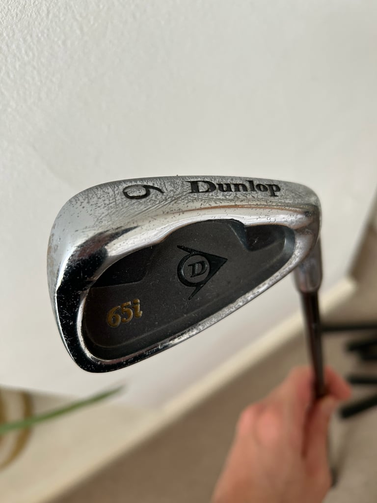 Set of 15 Dunlop clubs with case