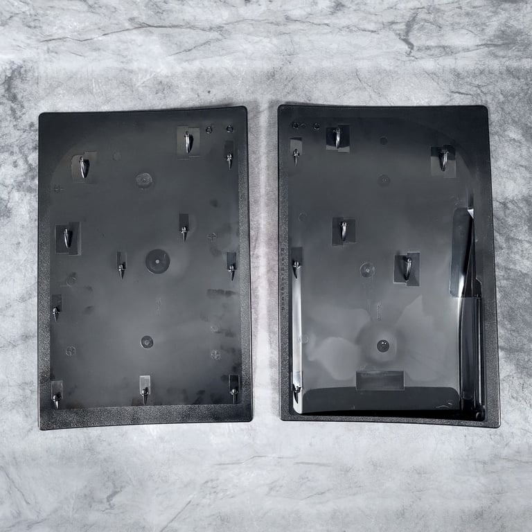 SONY PlayStation 5 - Disc Edition (CFI-1016A) 2 Controllers + Dbrand Darkplates + Damascus Holo Red