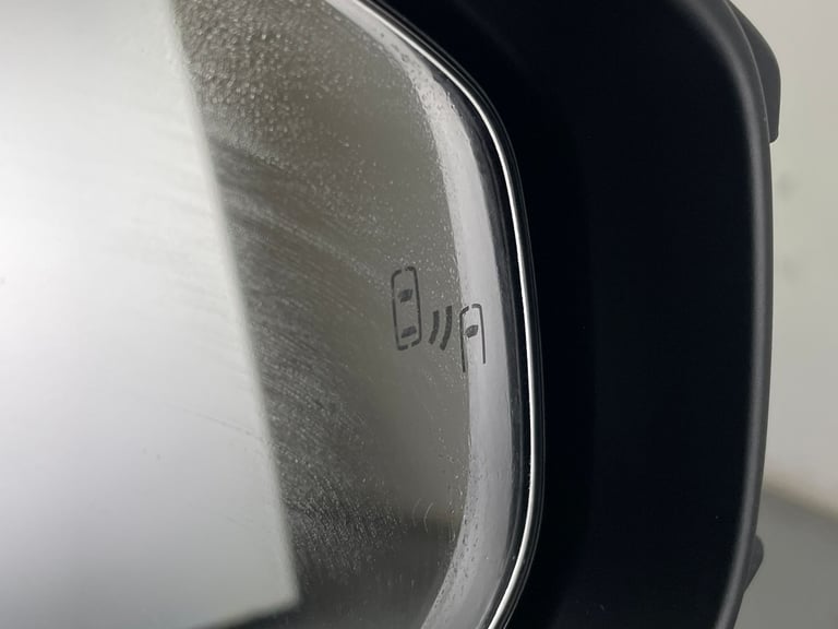 2023 Toyota C-HR 1.8 VVT-h Design SUV 5dr Petrol Hybrid CVT Euro 6 (s/s) (140 ps) - NAV - BL Suv ...