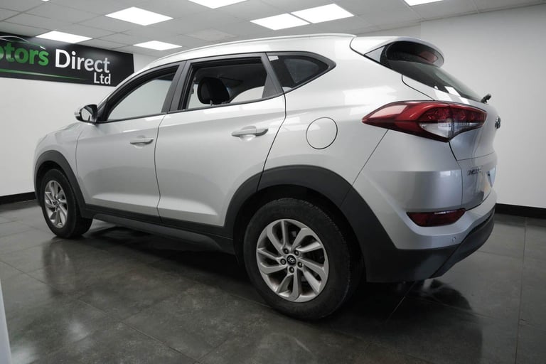  Hyundai TUCSON 1.7 CRDi Blue Drive SE Nav Euro 6 (s/s) 5dr Diesel Manual