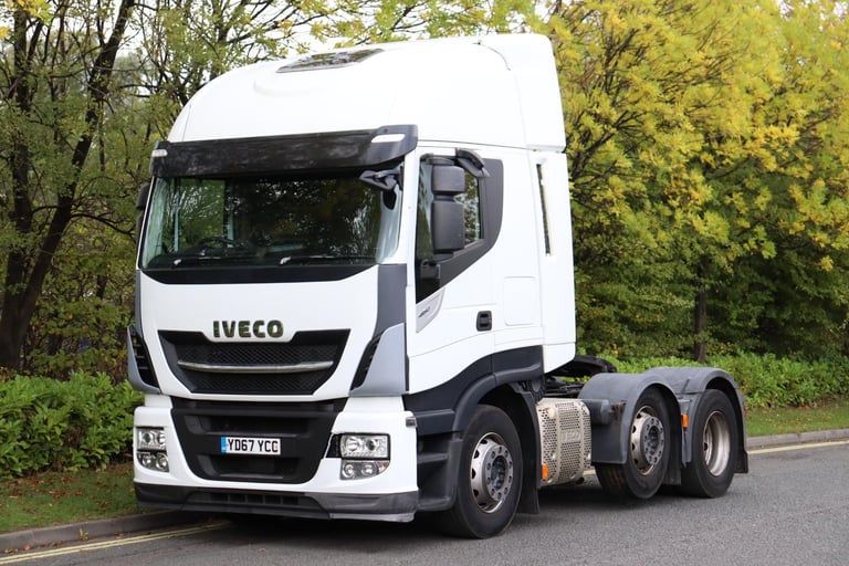 IVECO STRALIS 460 HI-WAY 6X2 MIDLIFT TRACTOR (2017)