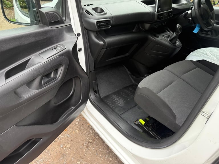 2020 Peugeot Partner 1.5 BlueHDi 1000 Professional Standard Panel Van SWB Euro 6 (s/s) 5dr PANEL ...