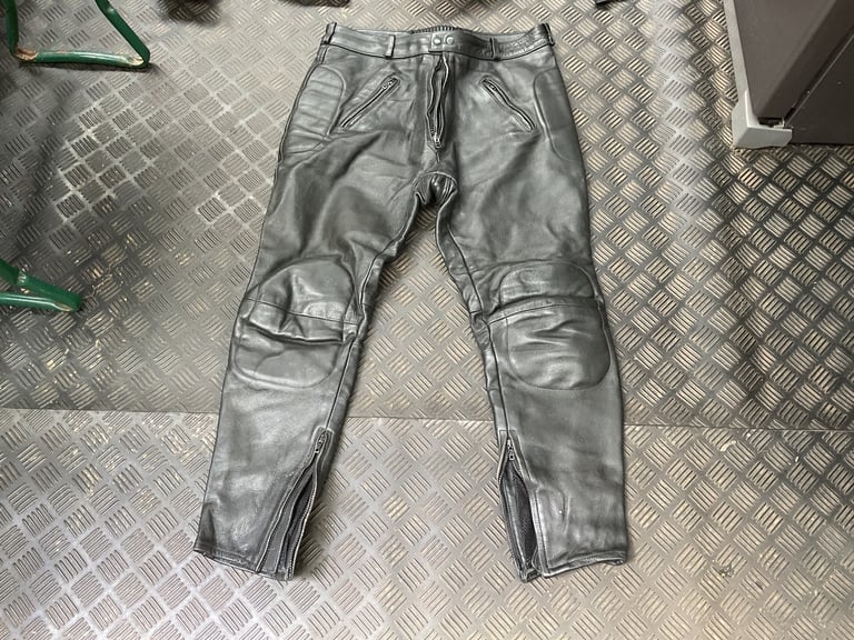 Leather Black & Red Frank Thomas Jacket & Leather Trousers 