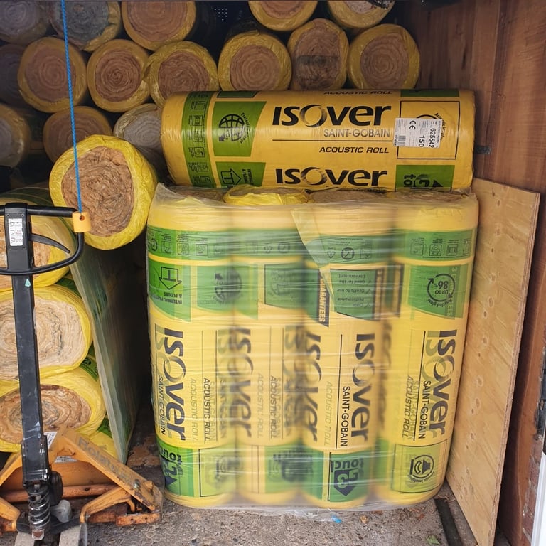 	 Isover Spacesaver Loft Insulation Roll 5.20m x 1.16m x 200mm (6.03m2)