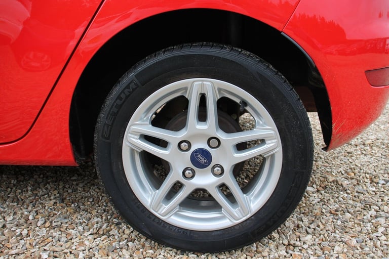  Ford Fiesta 1.25 Zetec Euro 5 5dr Petrol Manual