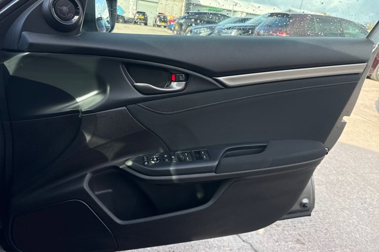 2021 Honda Civic 1.0 VTEC Turbo 126 SR 5dr CVT Hatchback PETROL Automatic