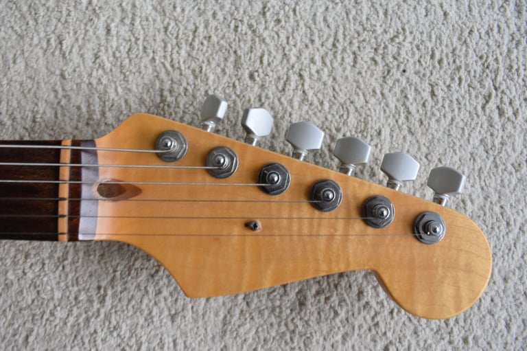 Telecaster DeLuxe Custom Built 24 3/4" Maple/Rosewood Conversion Neck, Alder Body, PAFF