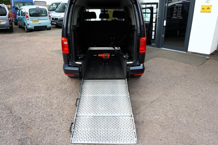 Volkswagen Caddy Maxi Life C20 LIFE TDI, Automatic, Disabled, Wheelchair