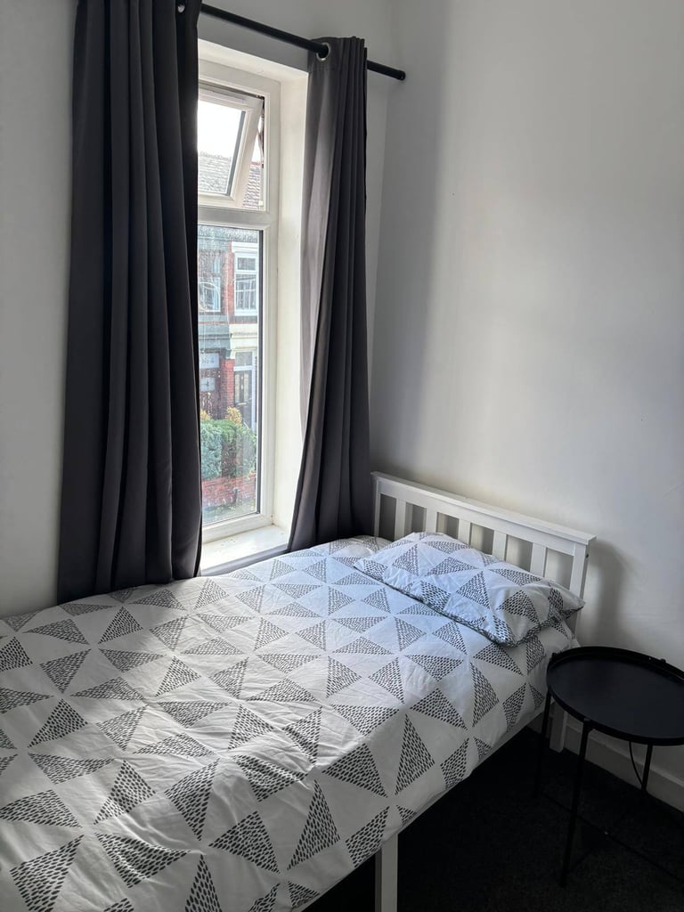 A Newly Refurbished Room Available to Rent - ALL BILLS INCLUDED!!