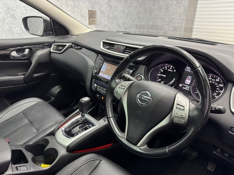 2015 Nissan Qashqai 1.2 DIG-T Tekna XTRON 2WD Euro 6 (s/s) 5dr HATCHBACK Petrol Automatic