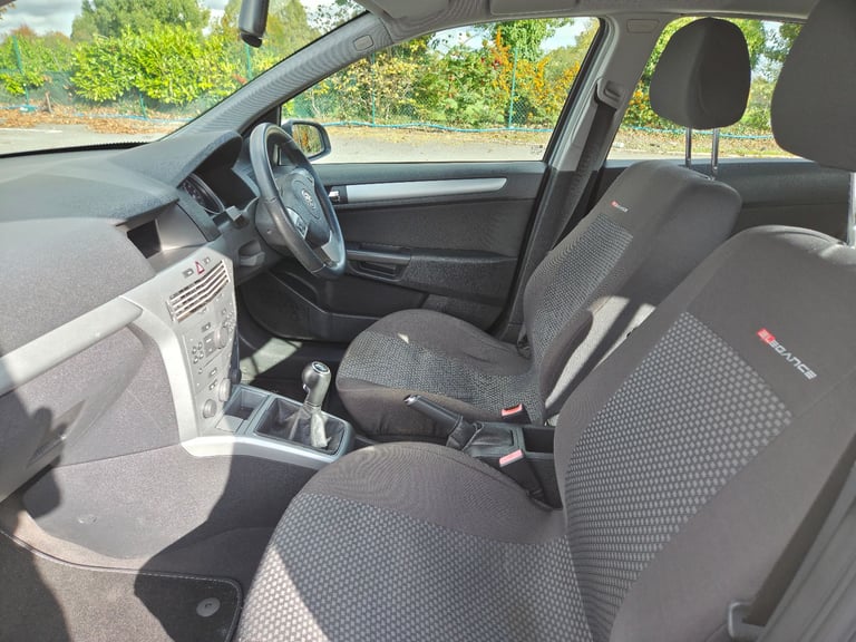Vauxhall, ASTRA, Hatchback, 2007, Manual, 1598 (cc), 5 doors