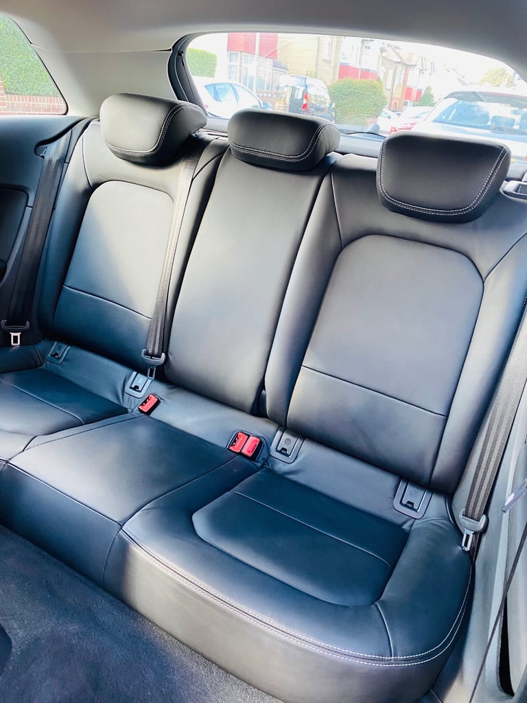 Audi, A3, Hatchback, 2014, Manual, 1598 (cc), 3 doors