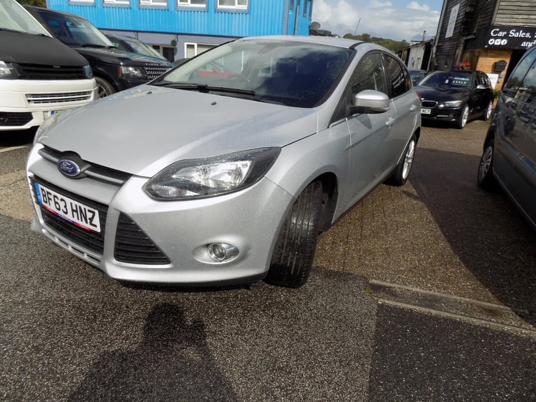 2013 Ford Focus 1.6 Zetec 5dr HATCHBACK Petrol Manual