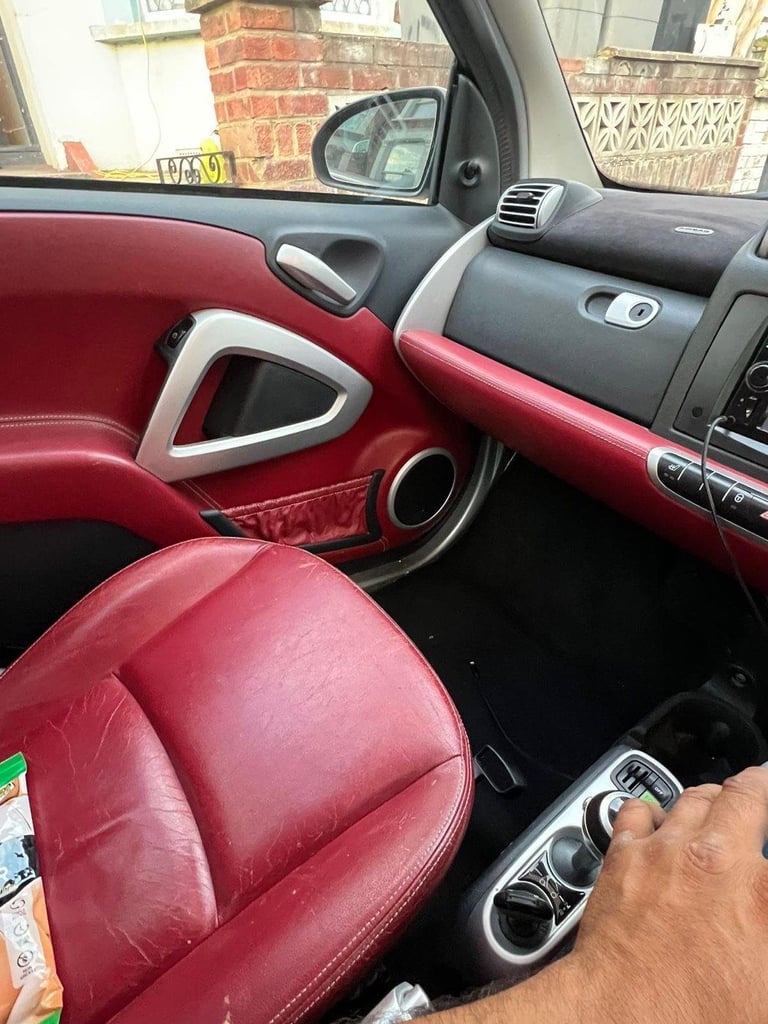 Smart, FORTWO CABRIO, Convertible, 2010, Semi-Auto, 999 (cc), 2 doors