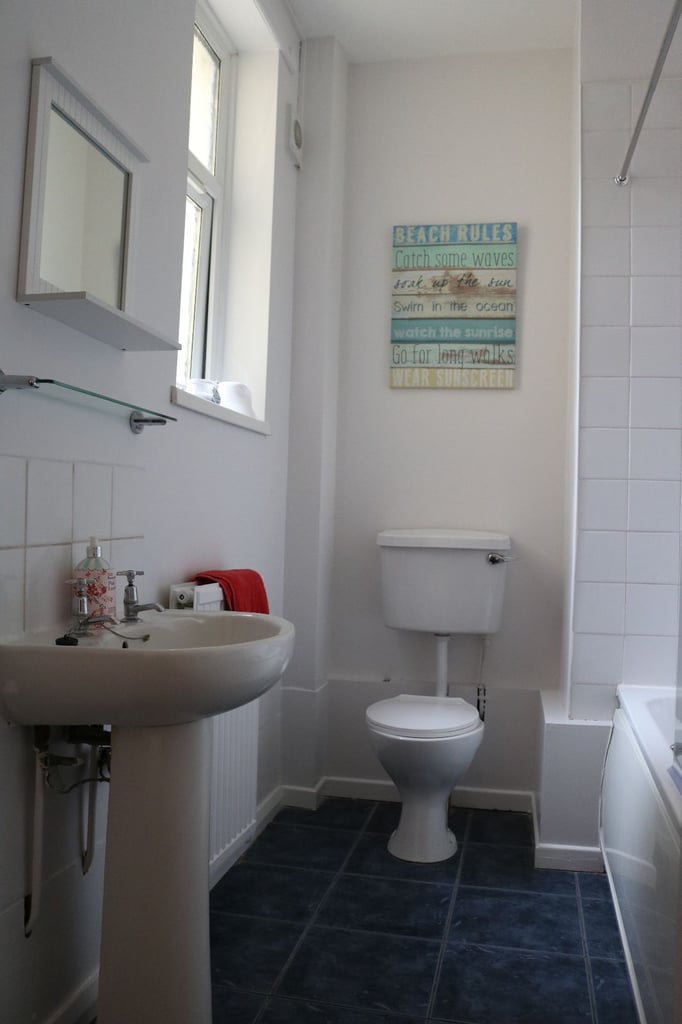 2-Bed Ground Floor Apartment – Fully Refurbished – Excellent Location (Off Dublin Road)