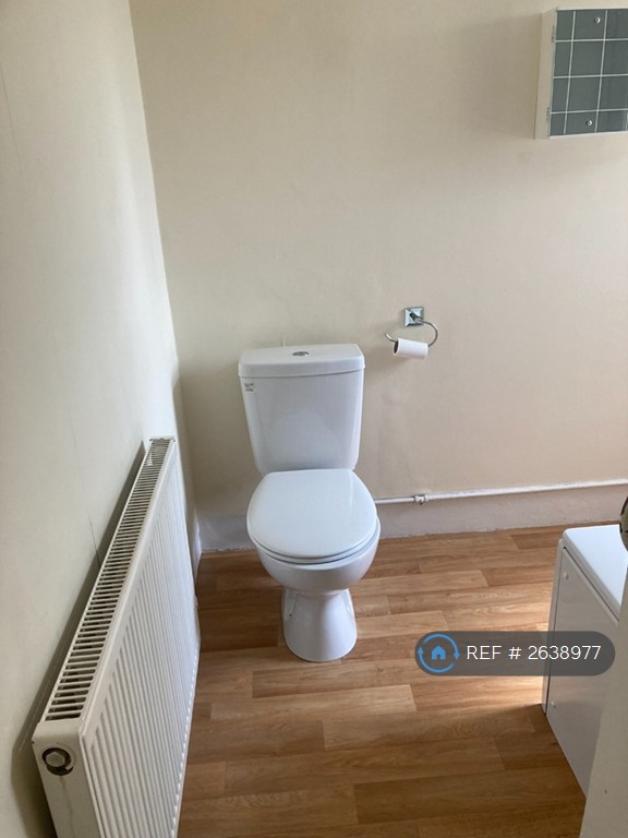 2 bedroom house in Nipawin, Merton, Okehampton, EX20 (2 bed) (#2638977)