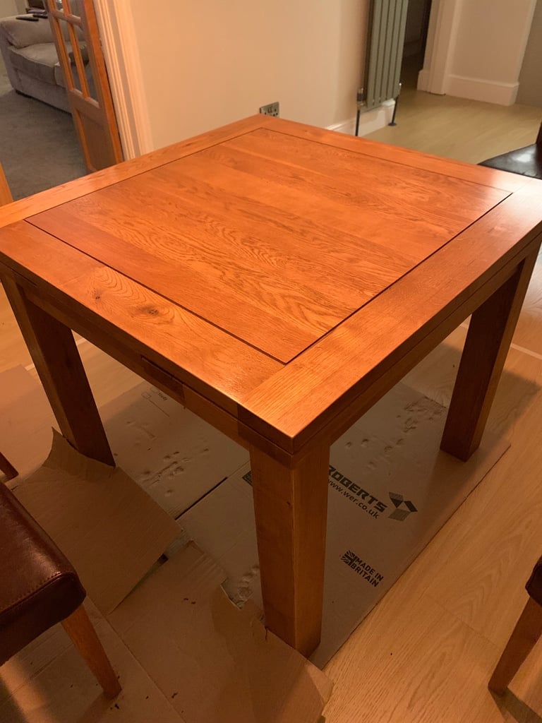 image for Solid Oak Extending Dining Table