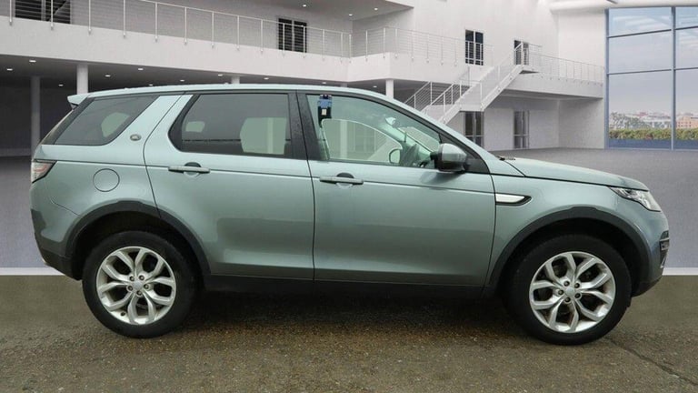 2017 Land Rover Discovery Sport 2.0 TD4 HSE Auto 4WD Euro 6 (s/s) 5dr ESTATE Diesel Automatic