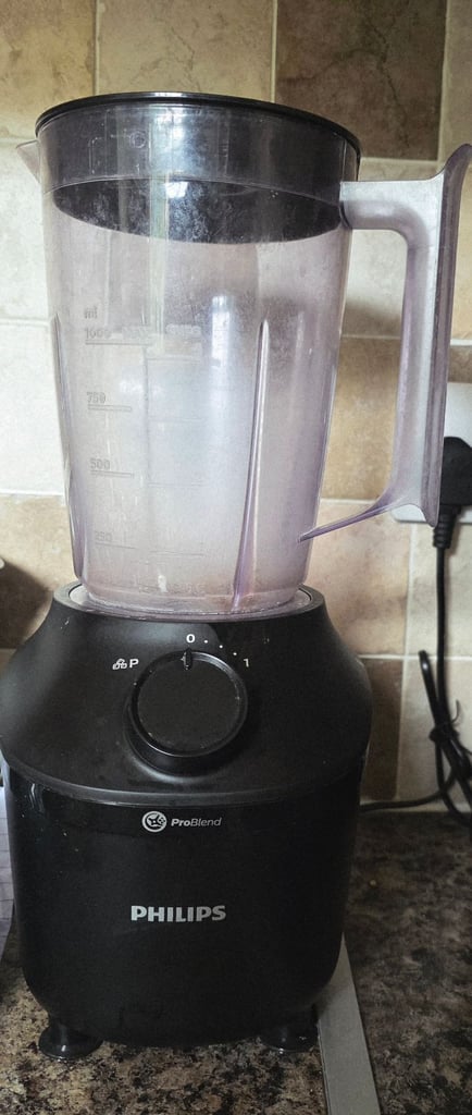 Philips Blender HR2041/01 – ProBlend Series (450W, 1.9L)