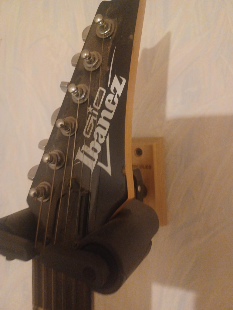 Electric guitar for sale in Inverness, Highland Gumtree