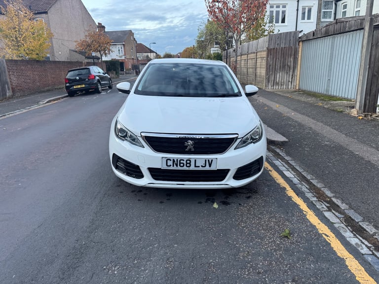 Peugeot, 308, Hatchback, 2019, Manual, 1560 (cc), 5 doors