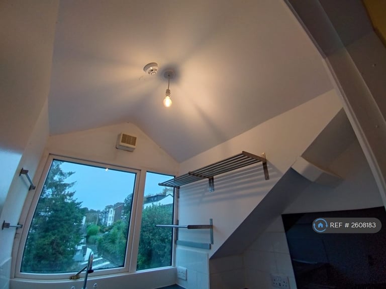 1 bedroom flat in Craig Walk, Bowness On Windermere, LA23 (1 bed) (#2608183)