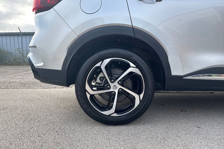 2023 MG MG HS 103408 Hatchback Automatic