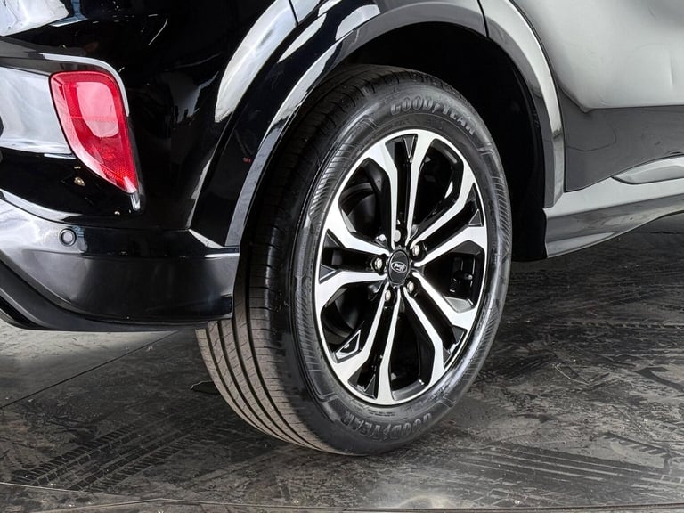 2024 Ford Puma 1.0 EcoBoost Hybrid mHEV ST-Line 5dr DCT HATCHBACK PETROL Automatic