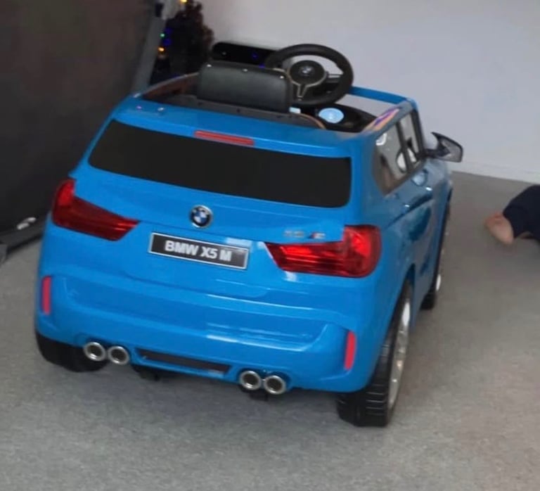 image for kids bmw electric car