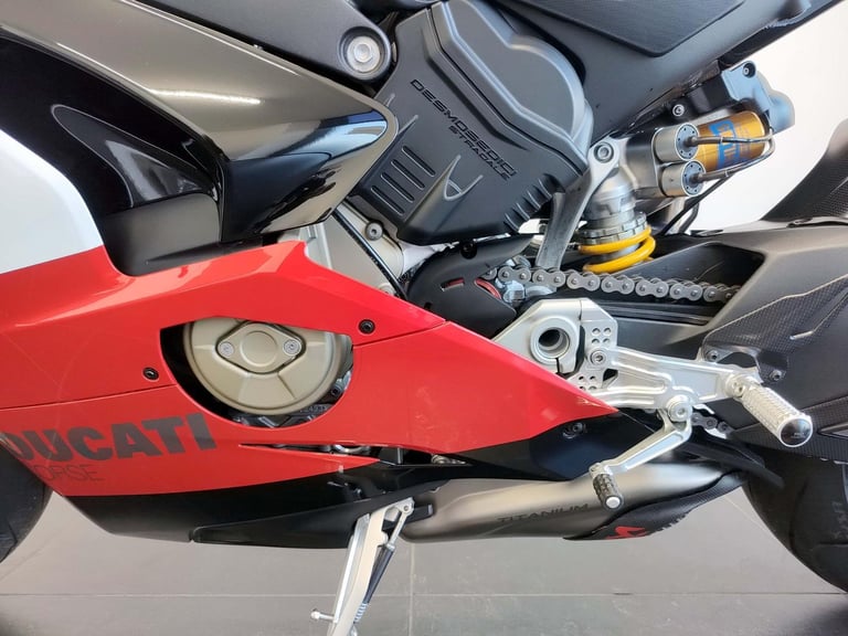 2021 Ducati Panigale V4 25th Anniversario 916 1,046 Miles