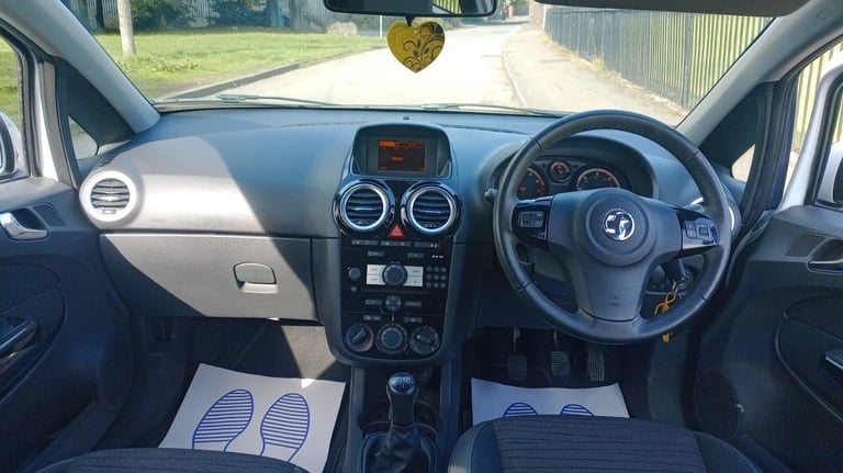 2014 Vauxhall Corsa 1.2 Excite 3dr [AC] *1 OWNER* 12 MTH MOT* ONLY 48000 MILES HATCHBACK Petrol M...