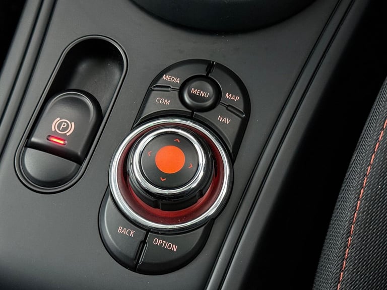 2019 MINI Countryman 1.5 Cooper Classic 5dr HATCHBACK PETROL Manual