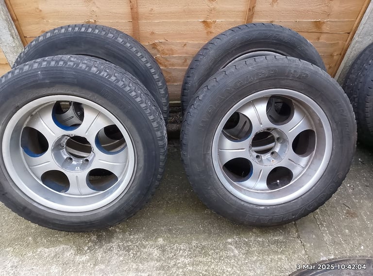 image for 4x 255/60R18 Tyres to fit mitsubishi shogun