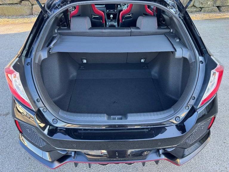 2018 (68) HONDA CIVIC 2.0 VTEC TYPE R GT 5DR MANUAL - 16,600 miles - 